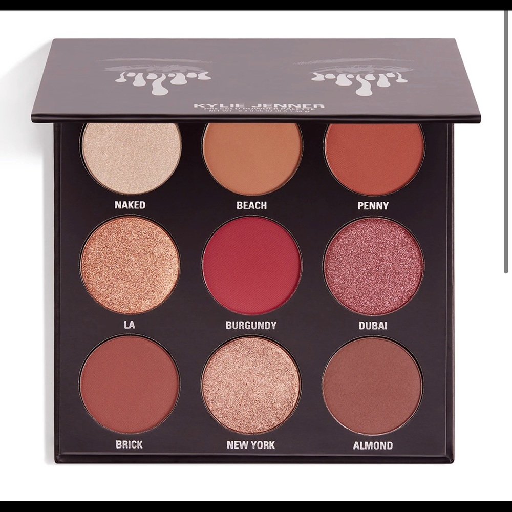 Kylie Cosmetics Burgundy Palette